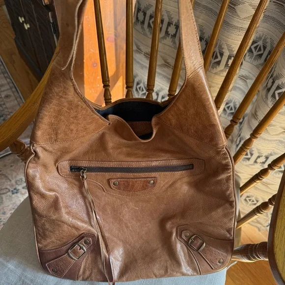 BALENCIAGA S02 Caramel Flat Brass Hobo Moto Bag, Chevre Leather - Rare & HTF - Picture 15 of 16